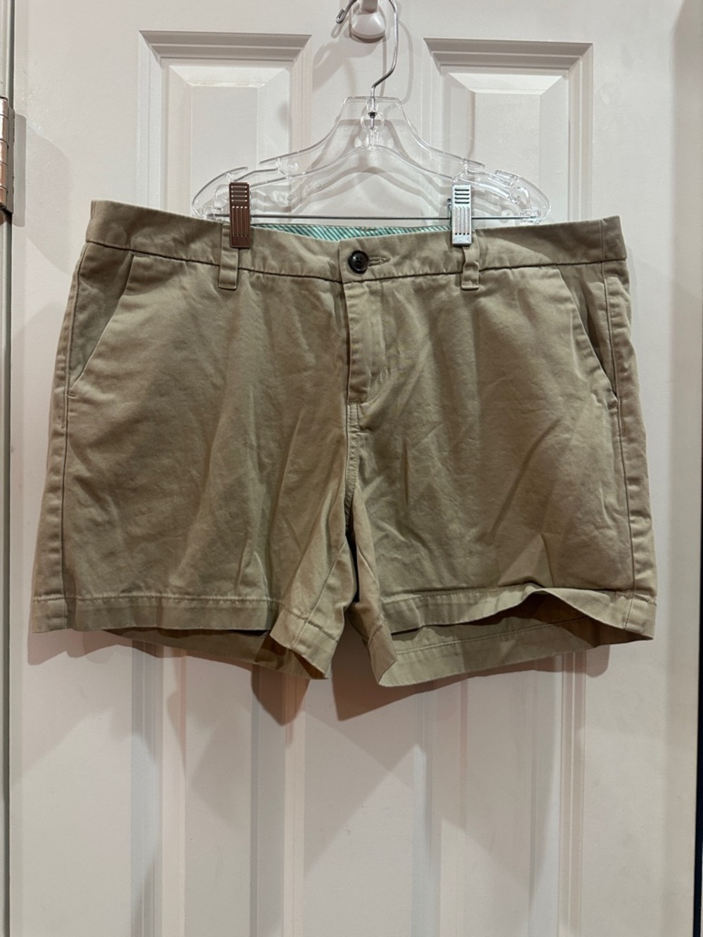 NWOT Merona Women's Tan Bermuda Shorts size 12
